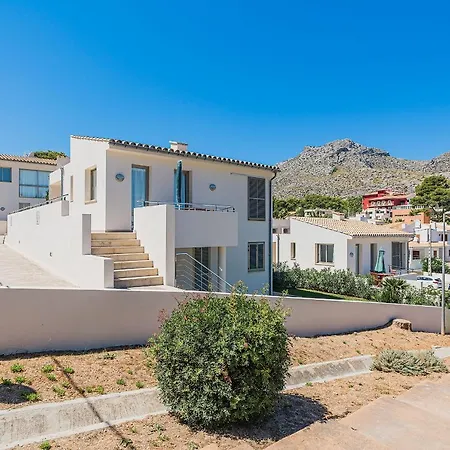 Molins 1 Holiday home *